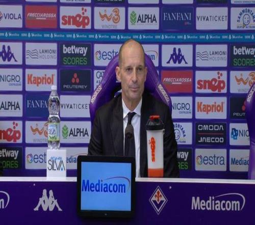 蔡徐坤韩国,机场秀时尚,灰发,江南体育,江南体育app,江南体育官网,江南体育下载,江南体育入口